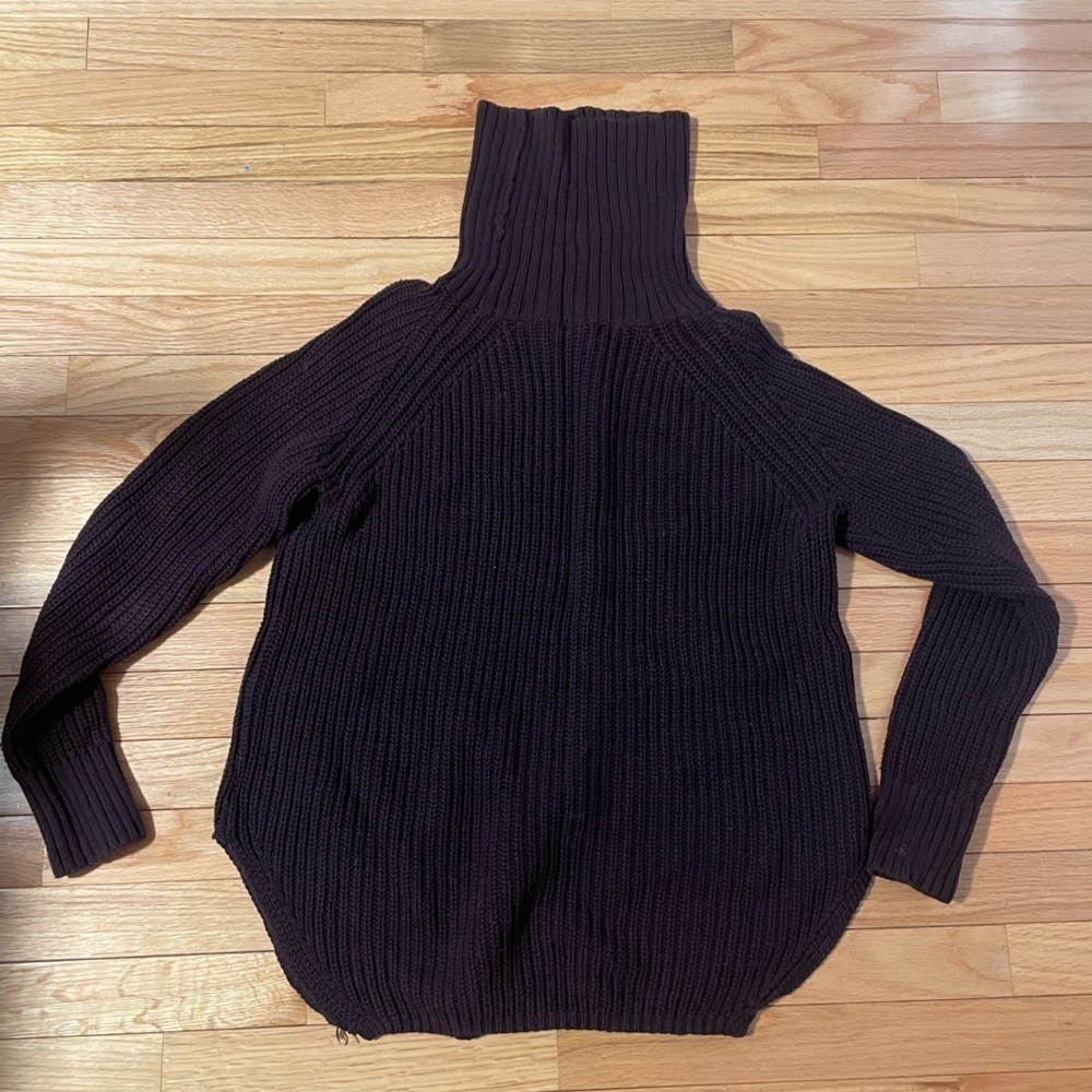 SILENCE + Noise Purple Turtleneck Sweater Size Large